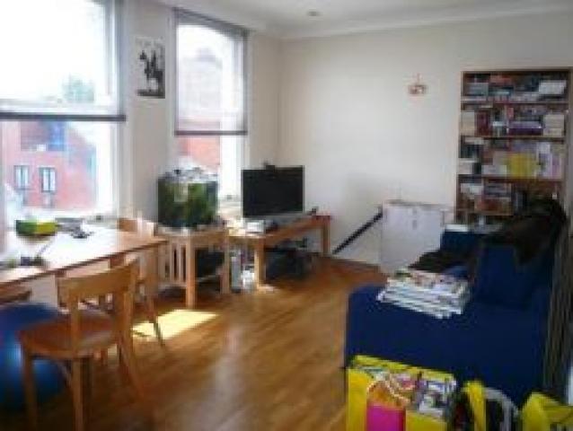 			1 Bedroom, 1 bath, 1 reception Flat			 Mill Lane, WEST HAMPSTEAD